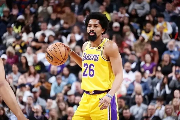 丁威迪在湖人地位太低，他是不是后悔选择加盟湖人了